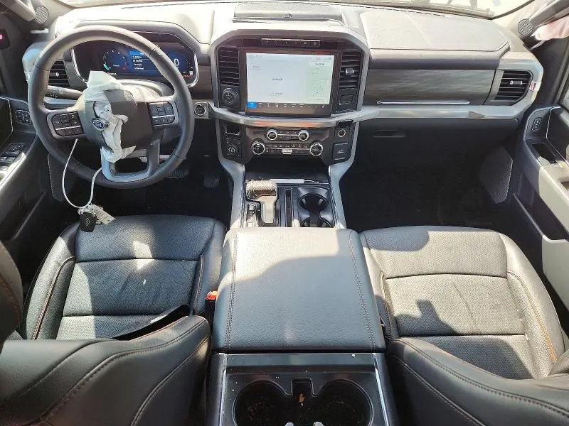 2024 FORD F150 LARIAT  