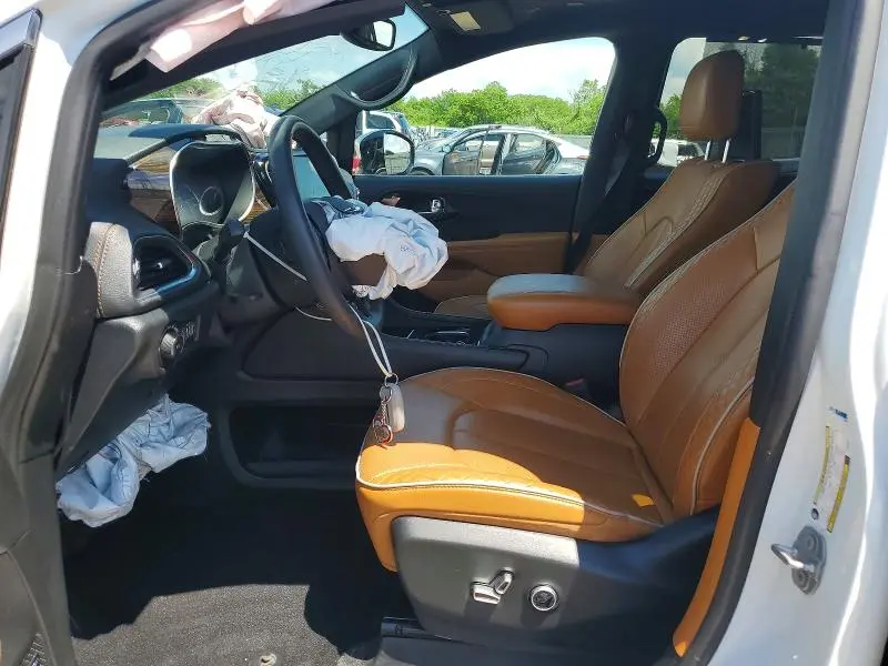 2023 CHRYSLER PACIFICA HYBRID PINNACLE  