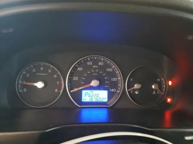 2012 HYUNDAI SANTA FE GLS  