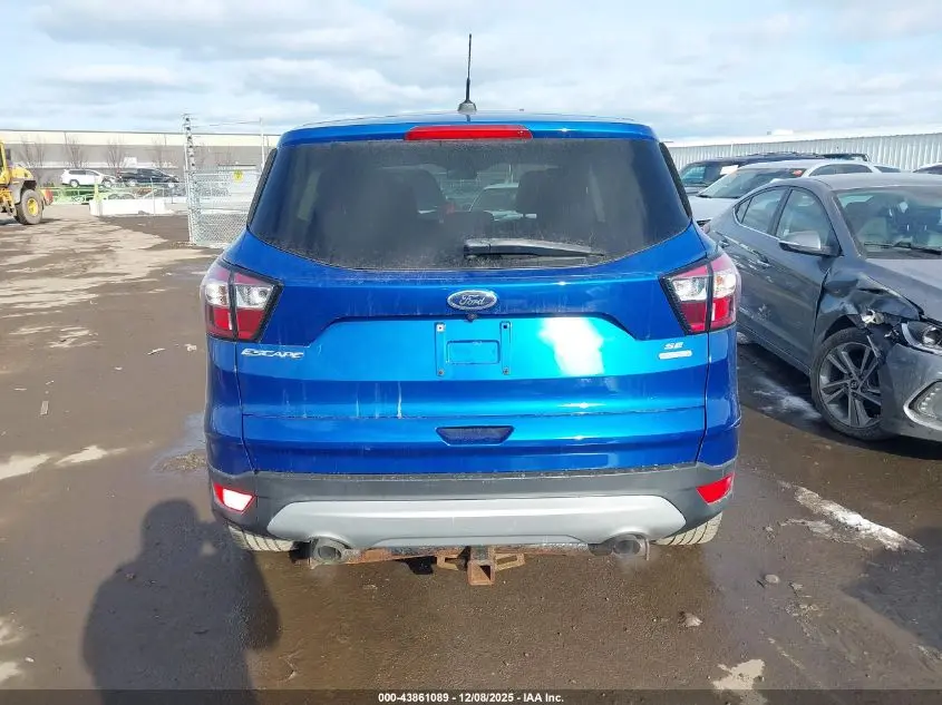 2017 FORD ESCAPE SE