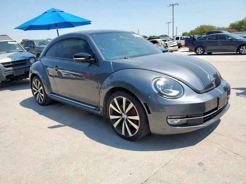 2013 VOLKSWAGEN BEETLE TURBO  