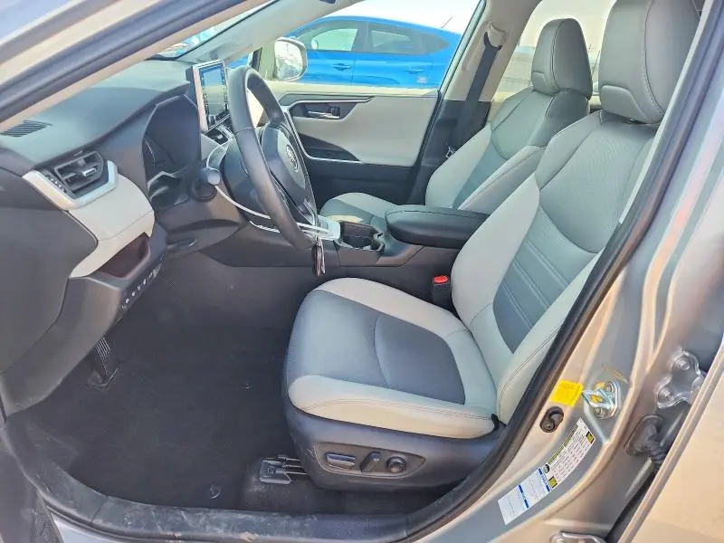 2021 TOYOTA RAV4 LIMITED  