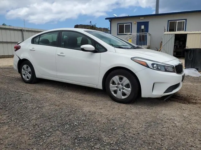 2017 KIA FORTE LX  