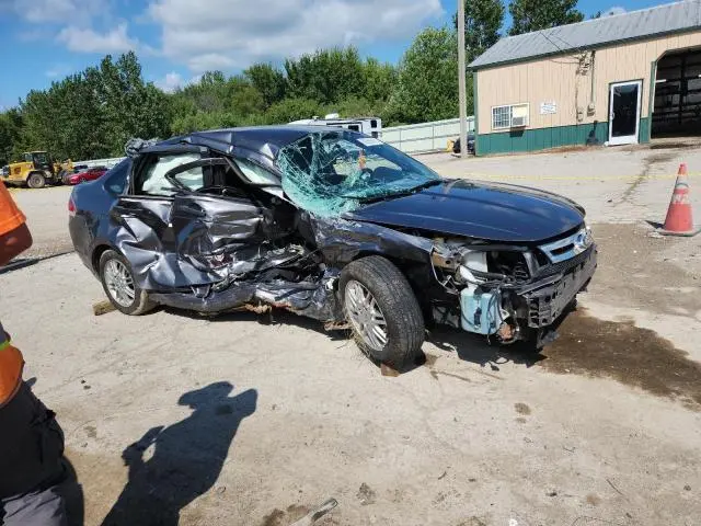 2010 FORD FOCUS SE  