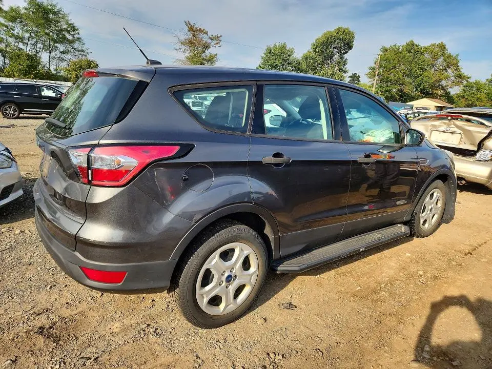 2017 FORD ESCAPE S  