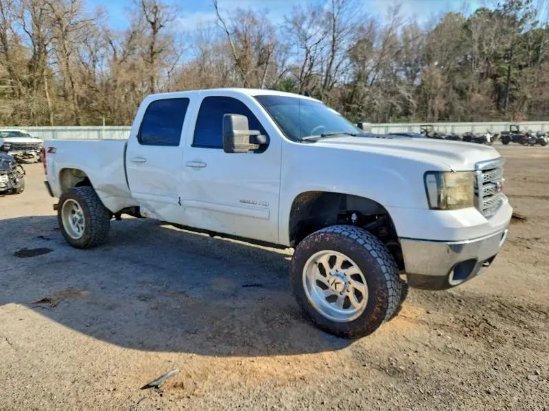 2013 GMC SIERRA K2500 SLT  