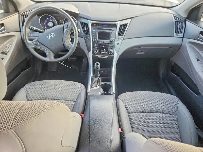 2014 HYUNDAI SONATA GLS  