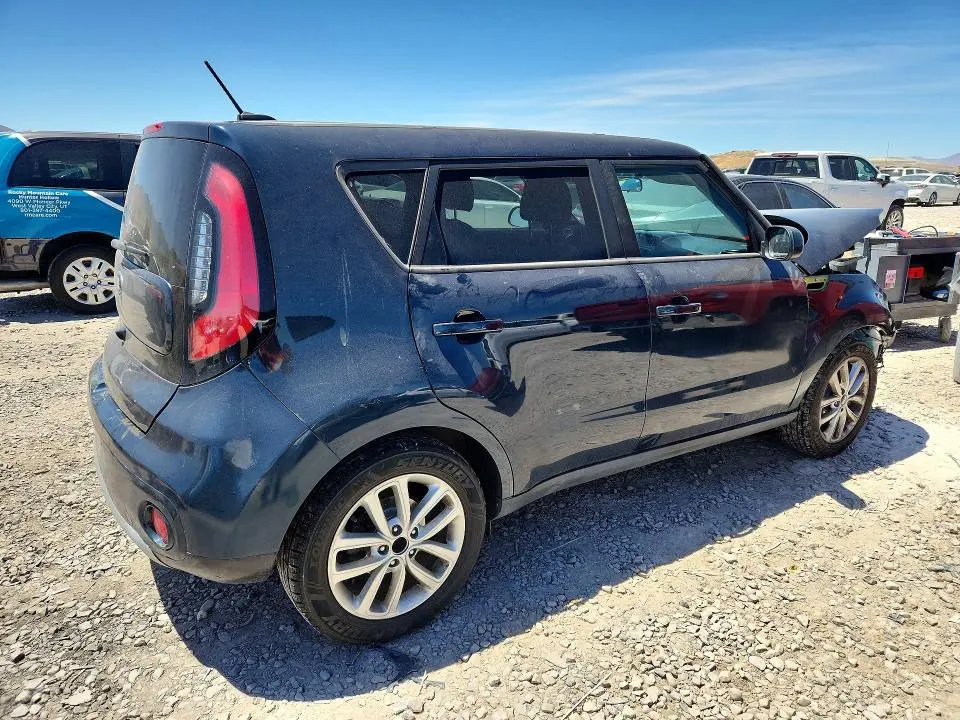 2017 KIA SOUL +  