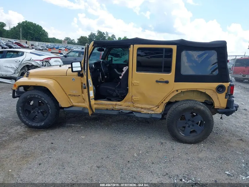 2013 JEEP WRANGLER UNLIMITED SAHARA