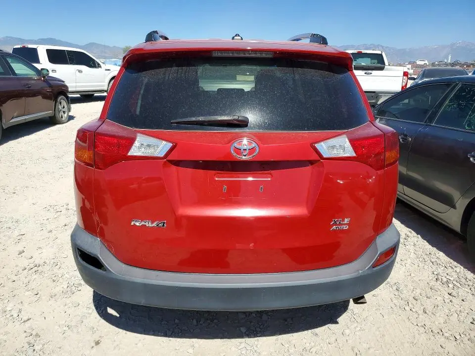 2015 TOYOTA RAV4 XLE  