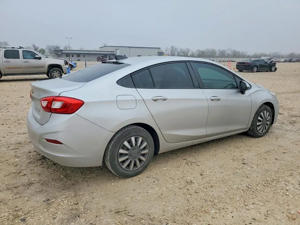 2017 CHEVROLET CRUZE   