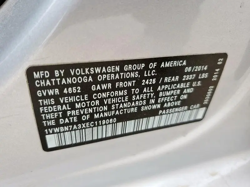2014 VOLKSWAGEN PASSAT SE  