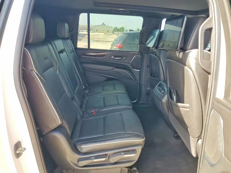2021 CADILLAC ESCALADE ESV SPORT  