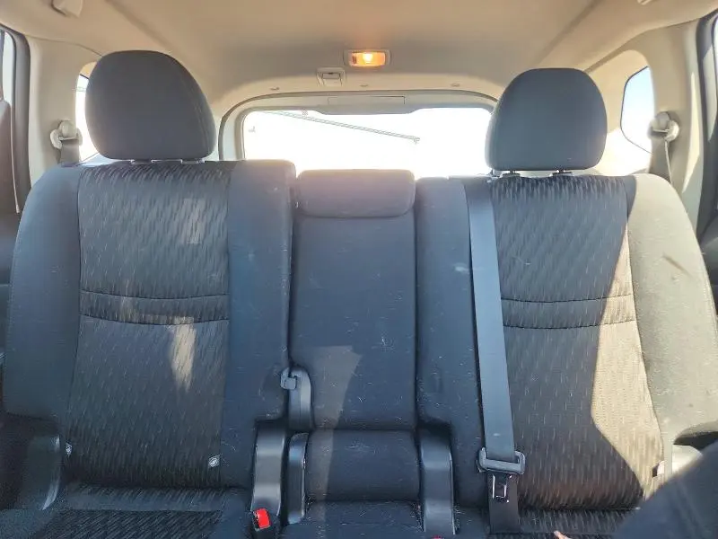 2018 NISSAN ROGUE S  