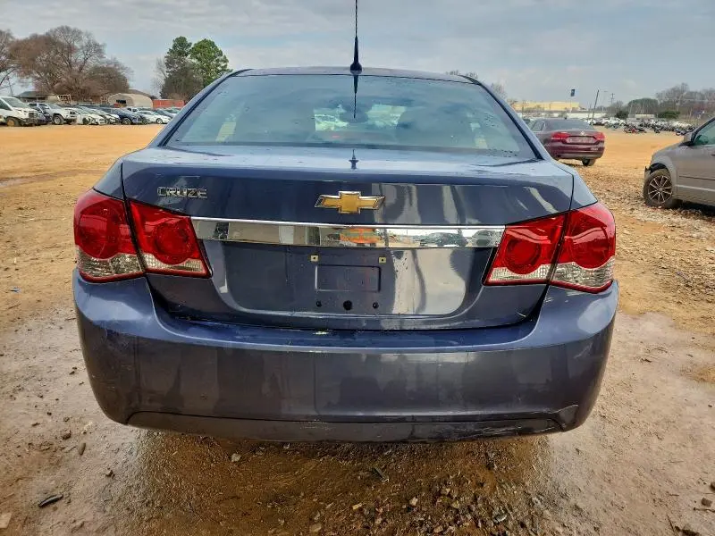 2013 CHEVROLET CRUZE LS  