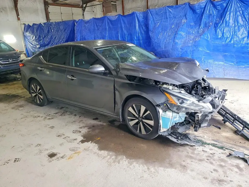 2021 NISSAN ALTIMA 2.5 SV  