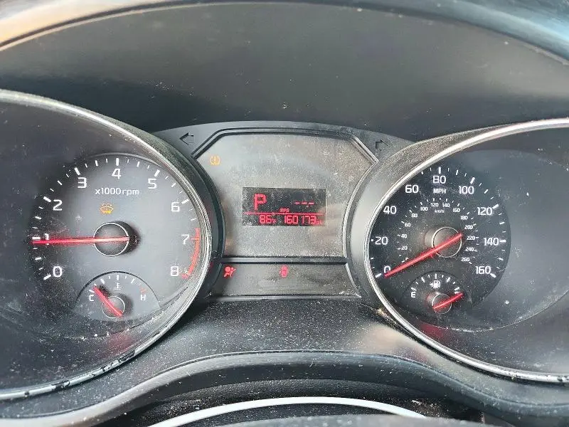 2016 KIA SEDONA LX  