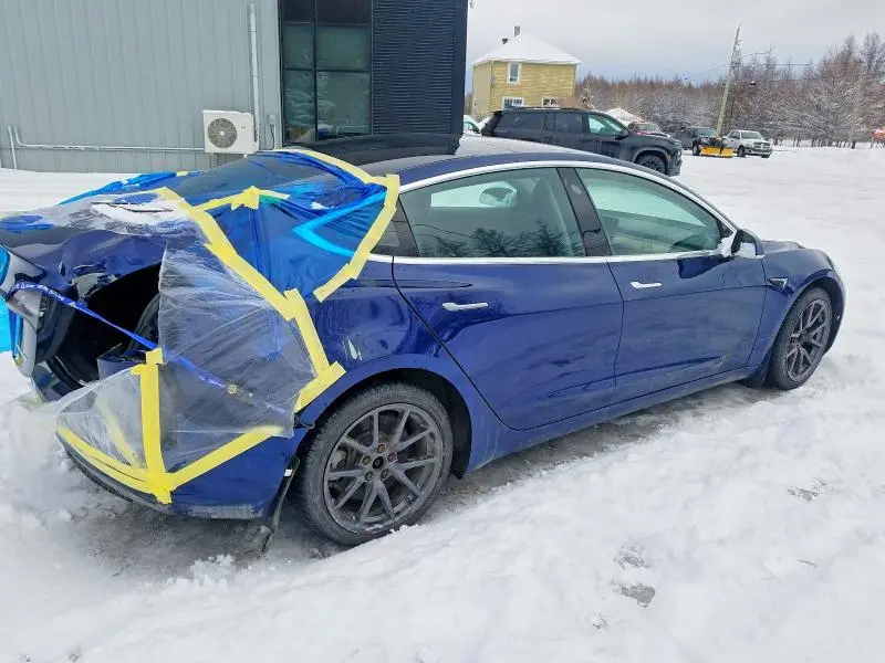 2018 TESLA MODEL 3   