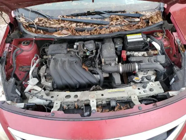 2015 NISSAN VERSA S  