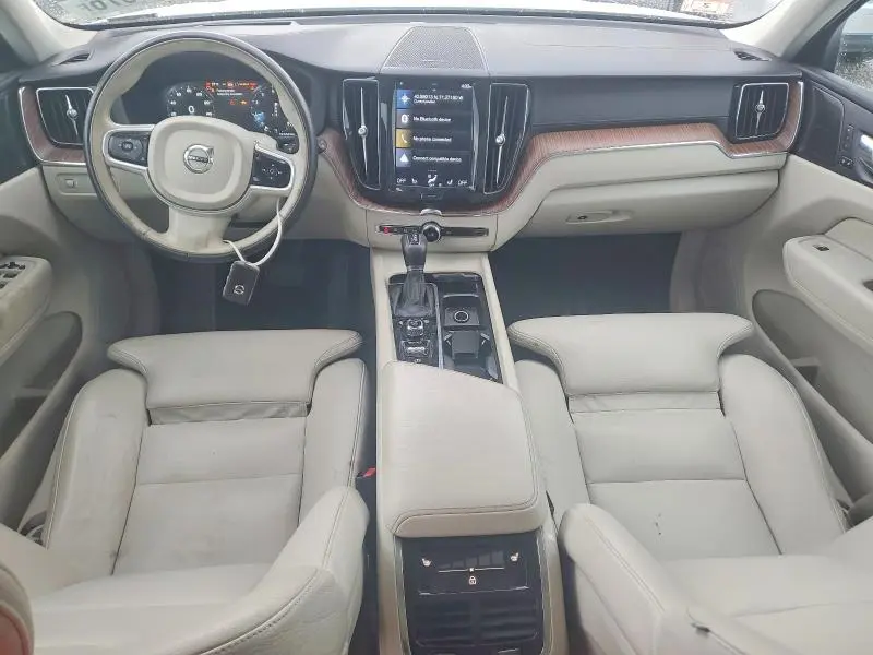 2020 VOLVO XC60 T5 INSCRIPTION  