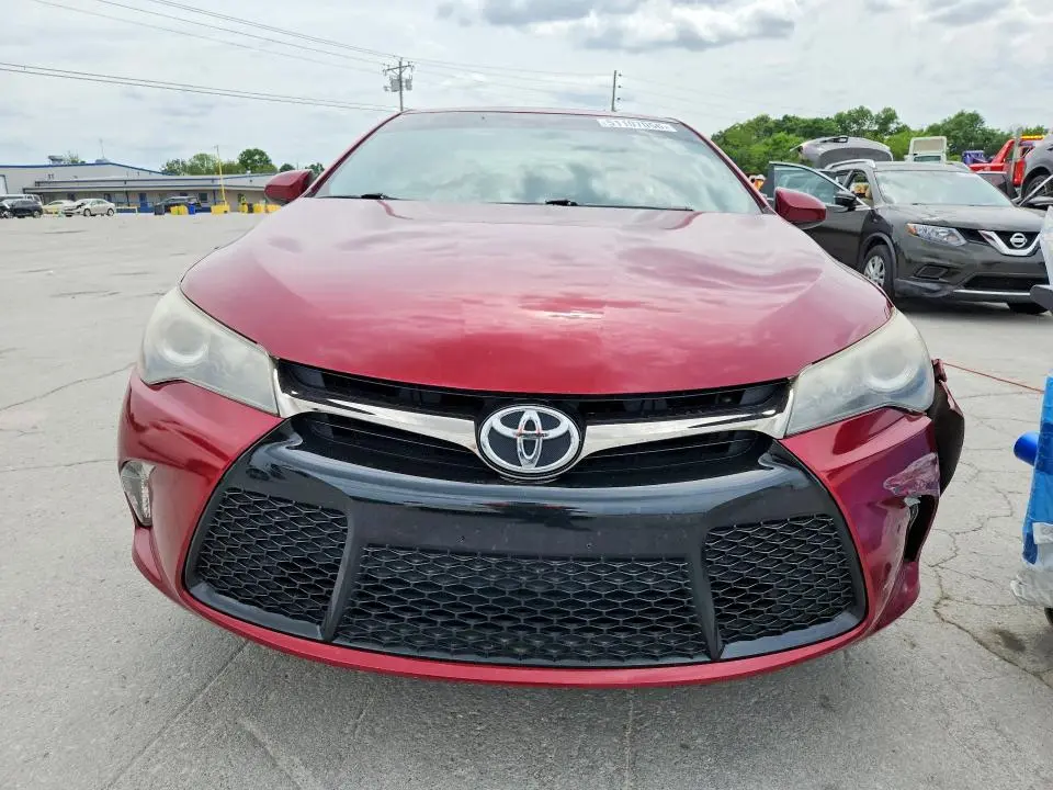 2017 TOYOTA CAMRY SE  