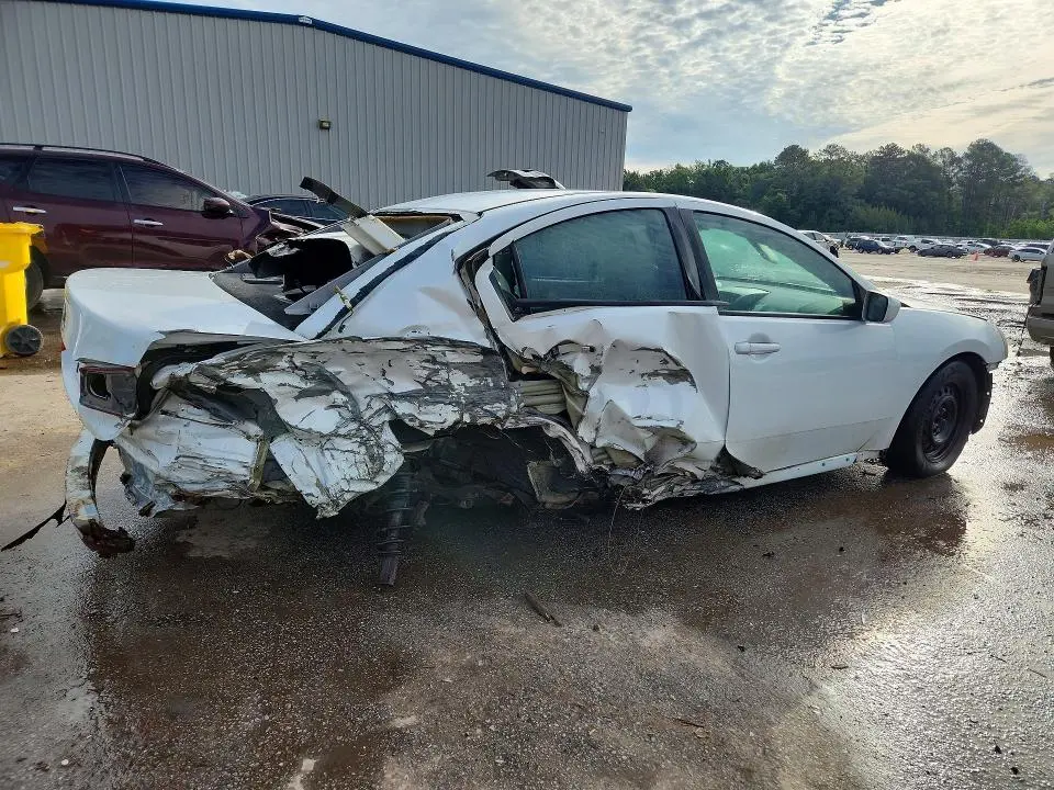 2010 MITSUBISHI GALANT ES  