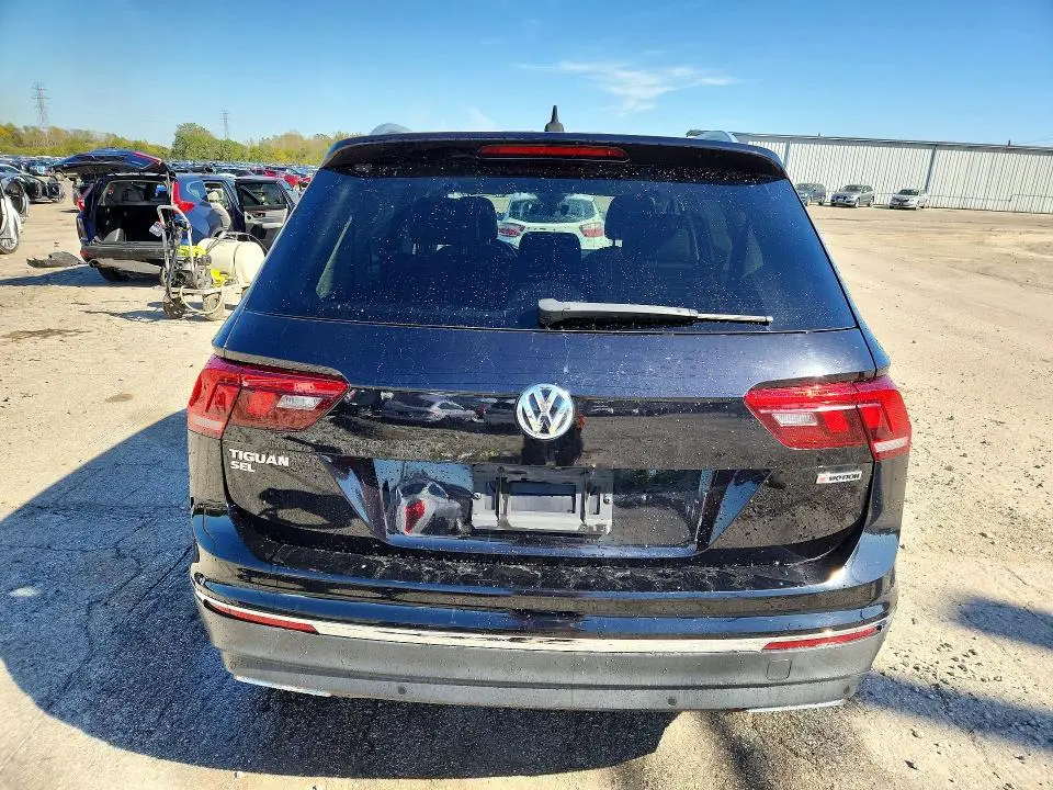 2020 VOLKSWAGEN TIGUAN SE  