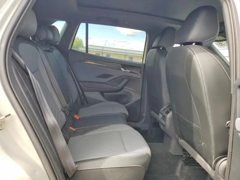 2025 VOLKSWAGEN TIGUAN SE R-LINE BLACK  