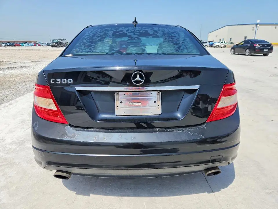 2011 MERCEDES-BENZ C 300  