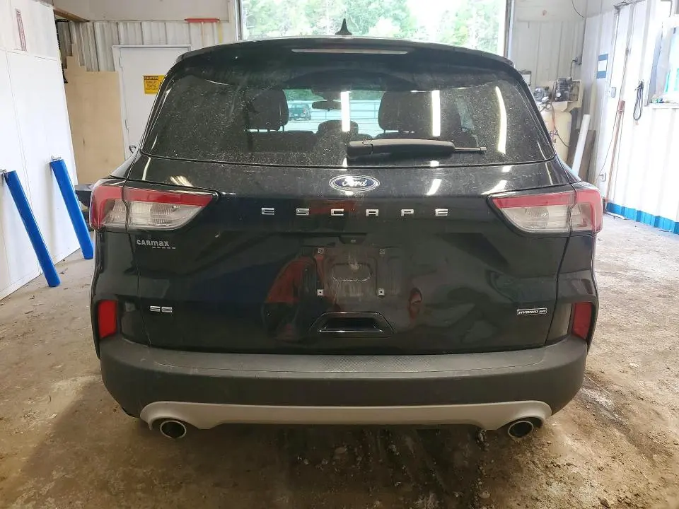 2020 FORD ESCAPE SE SPORT  