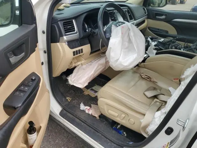 2015 TOYOTA HIGHLANDER XLE
