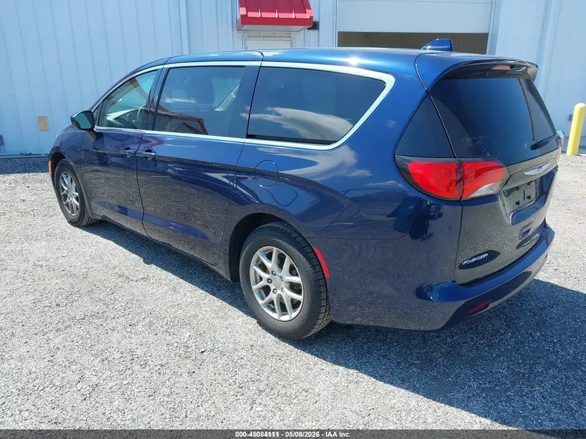 2020 CHRYSLER VOYAGER LX