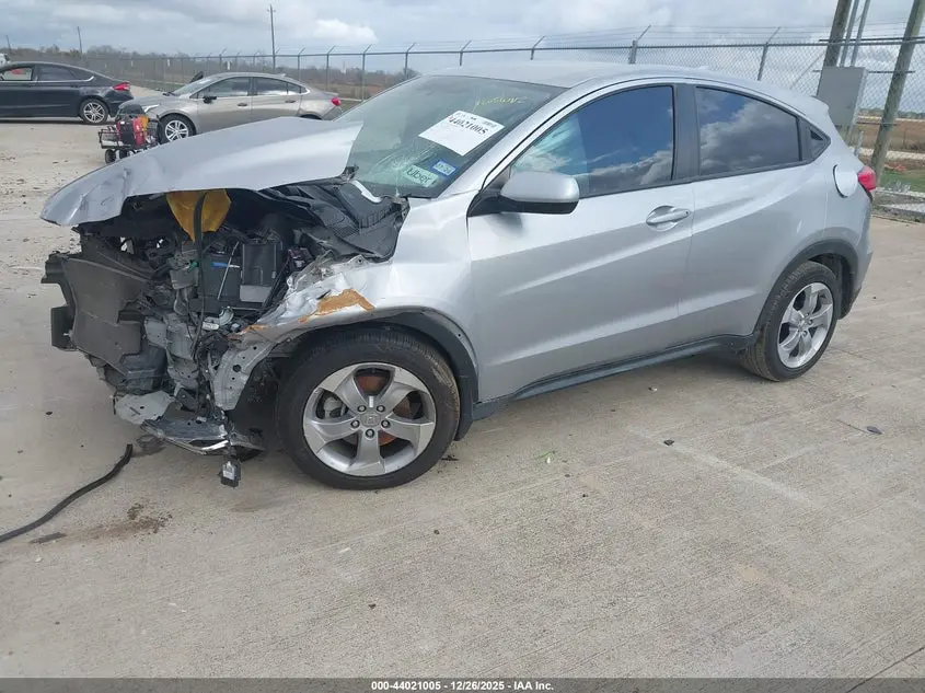 2022 HONDA HR-V 2WD LX