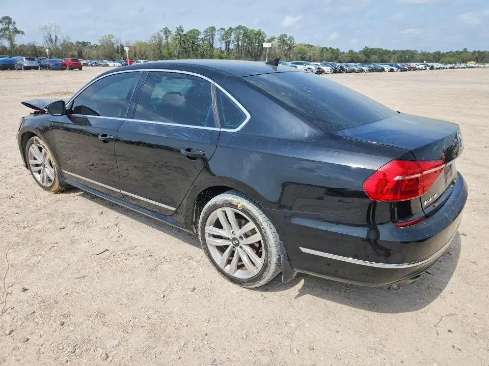 2016 VOLKSWAGEN PASSAT SEL  