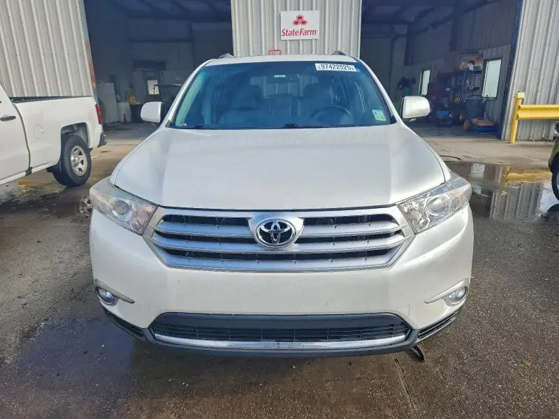 2013 TOYOTA HIGHLANDER LIMITED  