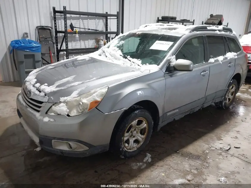 2010 SUBARU OUTBACK 2.5I LIMITED