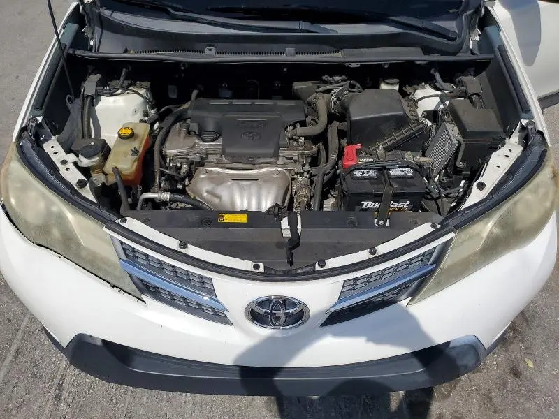 2013 TOYOTA RAV4 XLE  