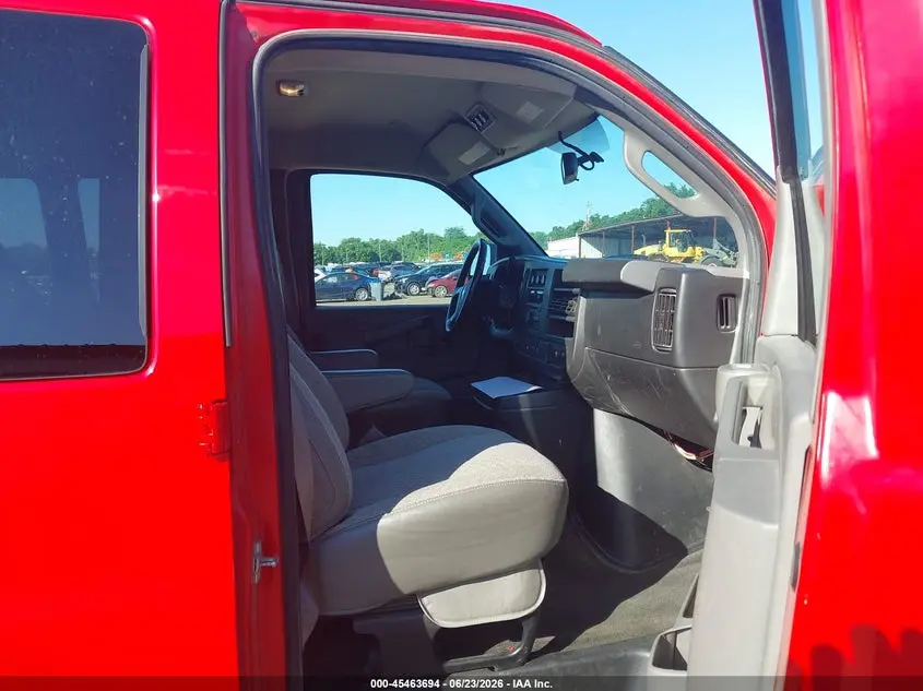 2017 CHEVROLET EXPRESS 3500 LT