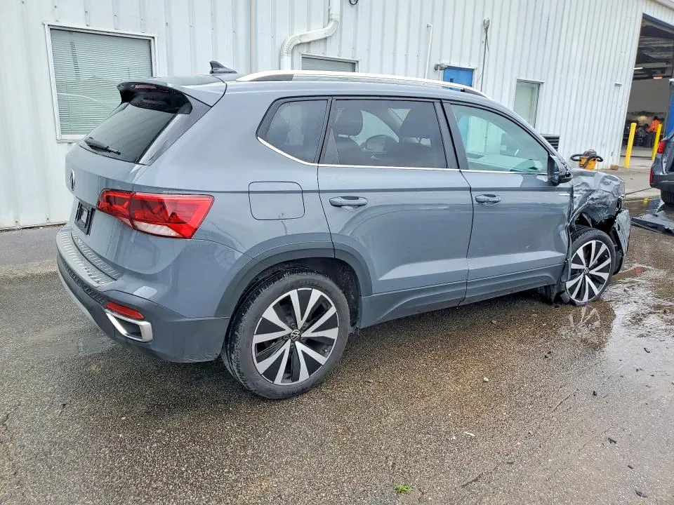 2023 VOLKSWAGEN TAOS SE  