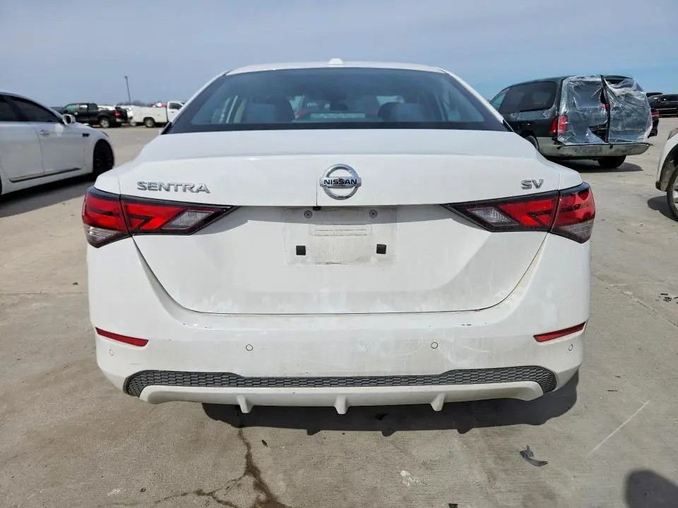 2021 NISSAN SENTRA SV  