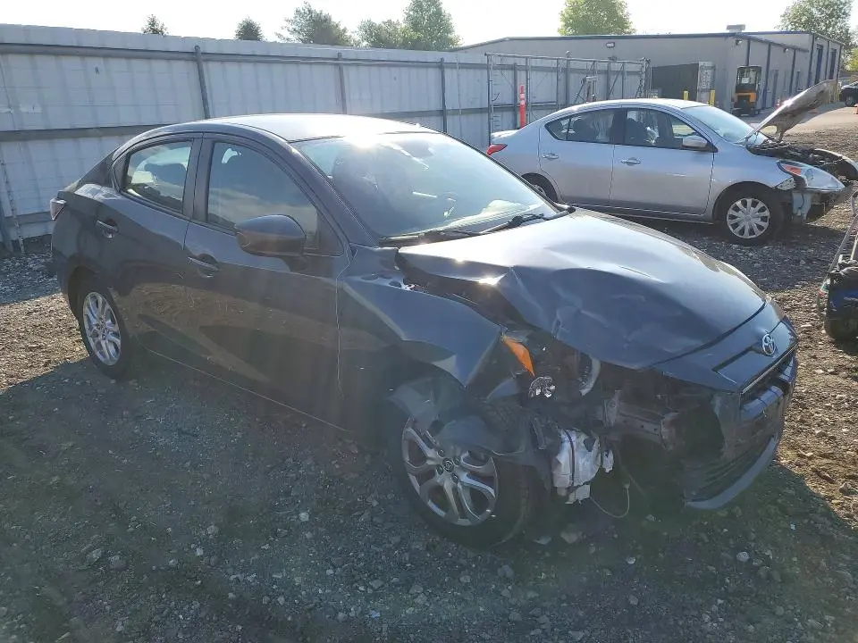 2017 TOYOTA YARIS IA BASE  
