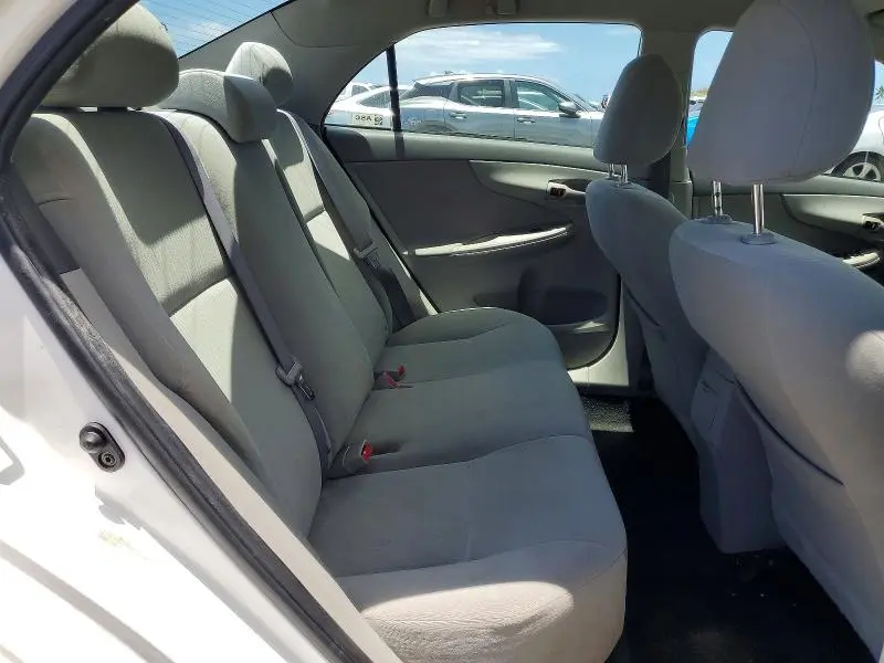 2010 TOYOTA COROLLA BASE  