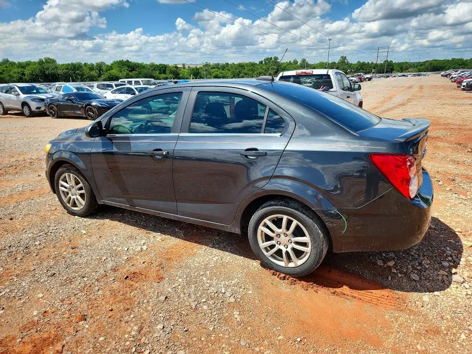 2015 CHEVROLET SONIC LT  