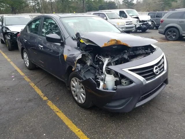 2015 NISSAN VERSA S