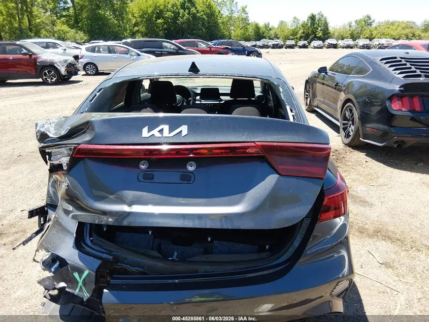 2023 KIA FORTE LXS