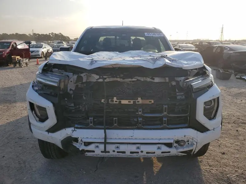 2023 GMC CANYON AT4  