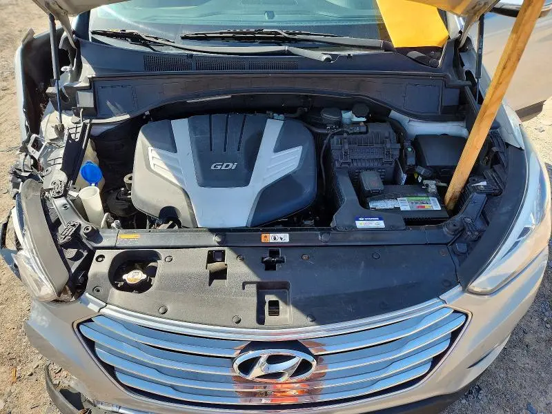 2016 HYUNDAI SANTA FE SE  