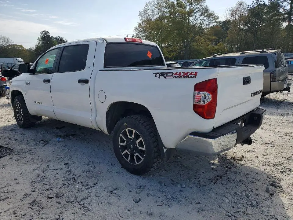 2018 TOYOTA TUNDRA SR5  