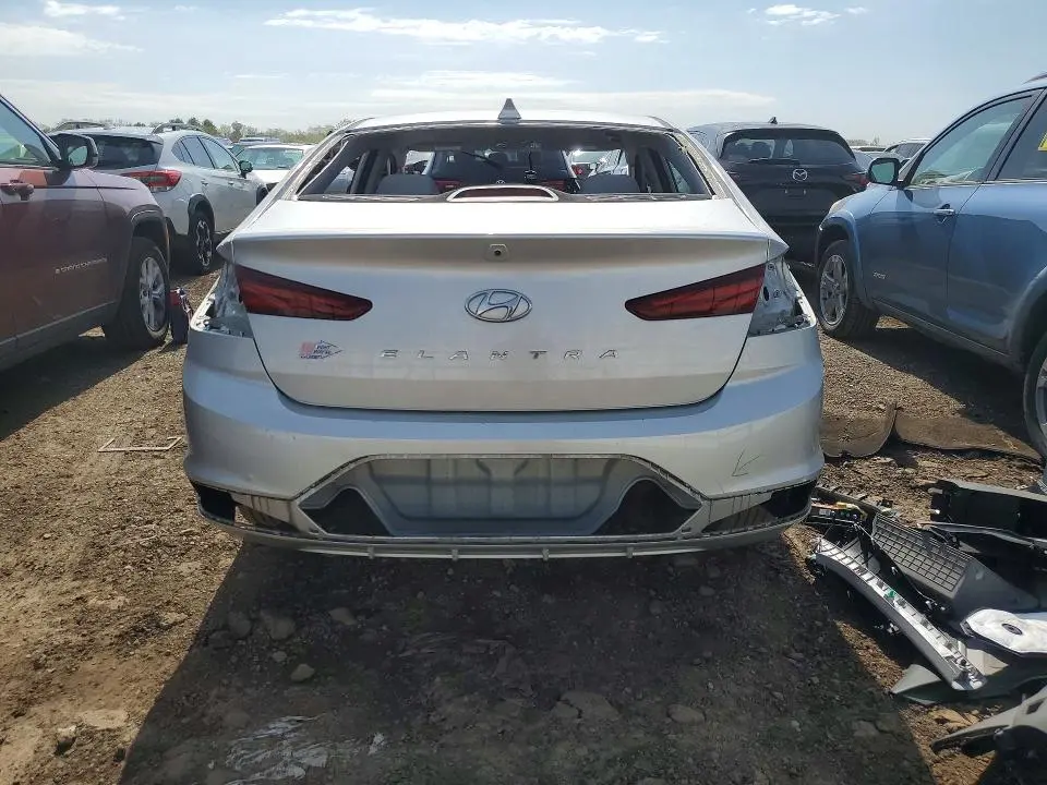 2019 HYUNDAI ELANTRA SEL  