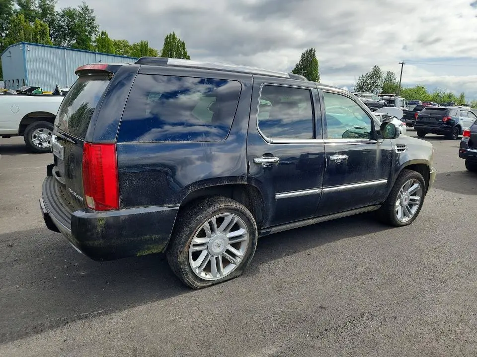 2012 CADILLAC ESCALADE PLATINUM  
